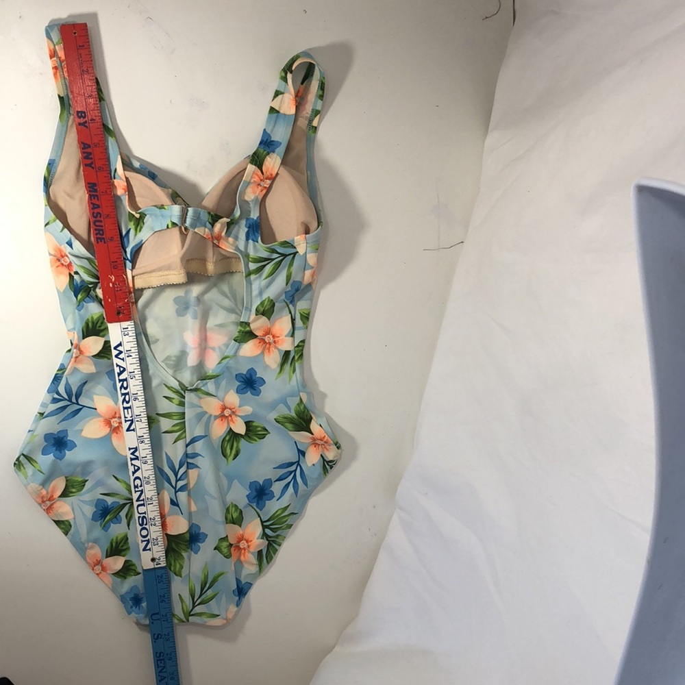 Aruba Women’s One-piece Swimsuit, Size - Picture 11 of 16
